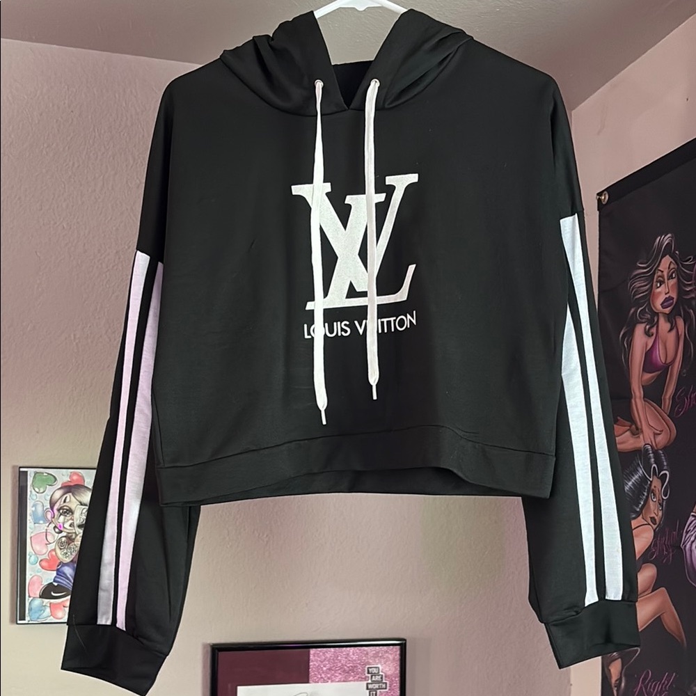 Custom made LV Black and White Cropped Hoodie🖤🤍